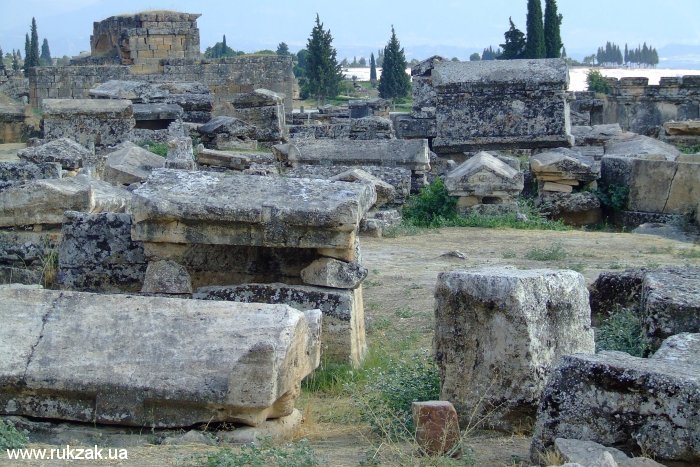 Некрополь античного Иераполиса