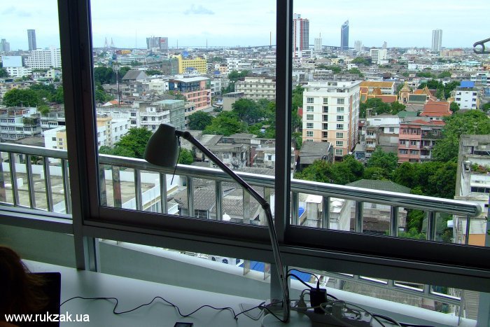 Вид на Бангкок из комнаты Алексея