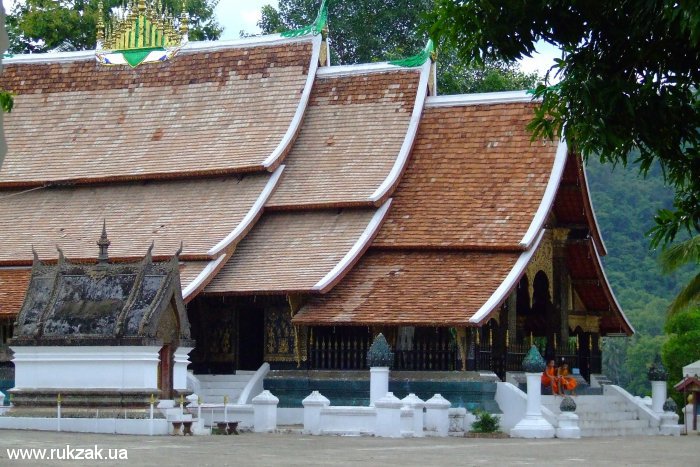 Один из храмов Луаггпрабанга. Лаос
