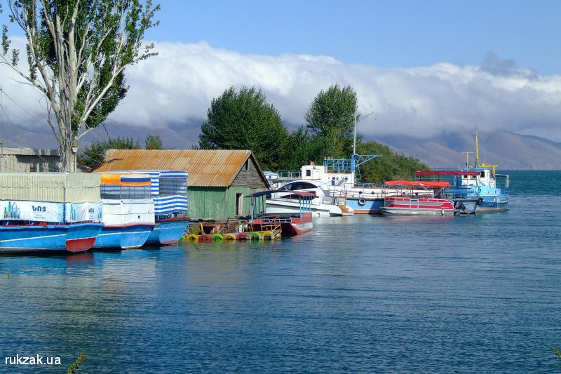 Берег озера Севан, Армения
